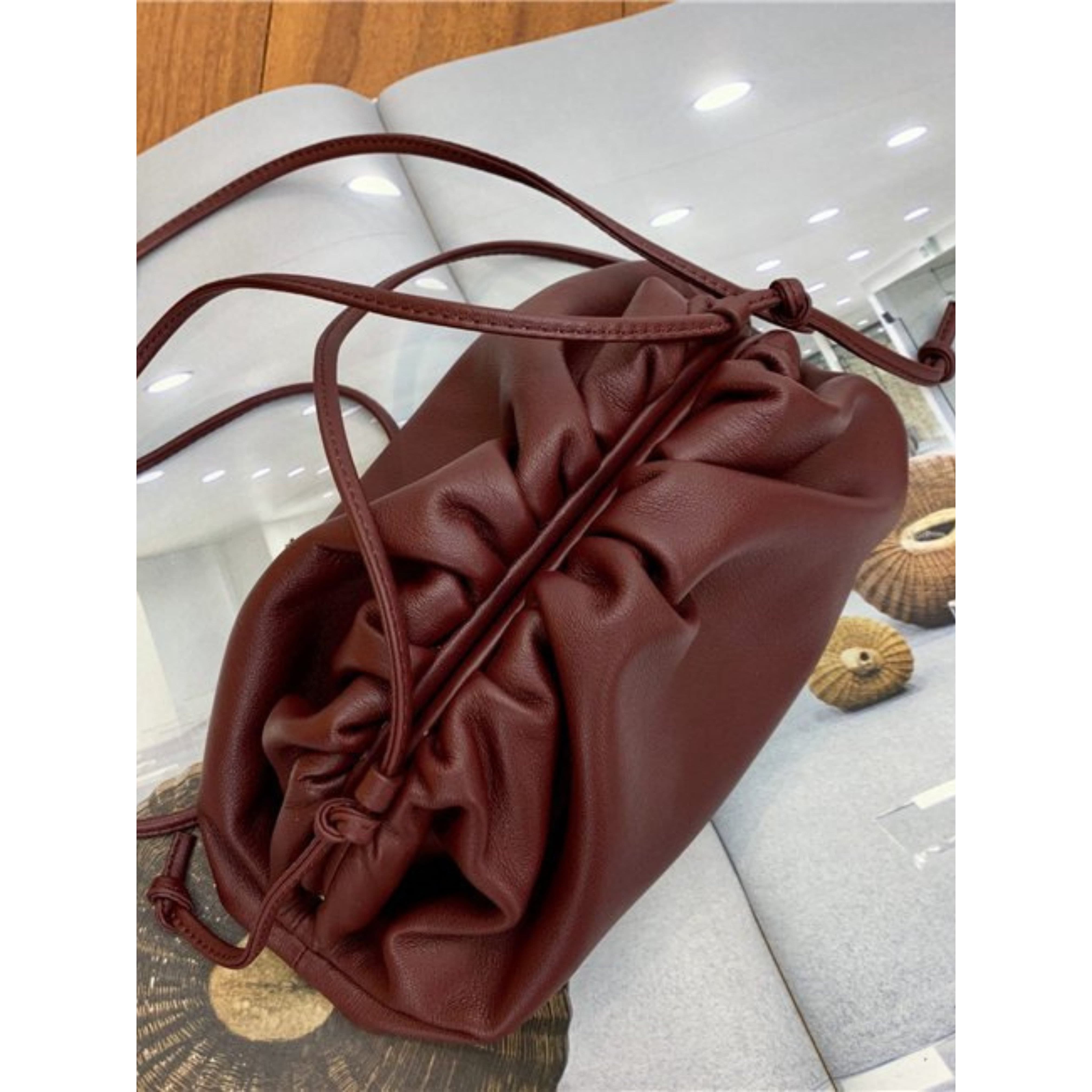 Celvera Tas Dames - Zachte Pouch met Gerimpeld Design en Schouderriem | Casual