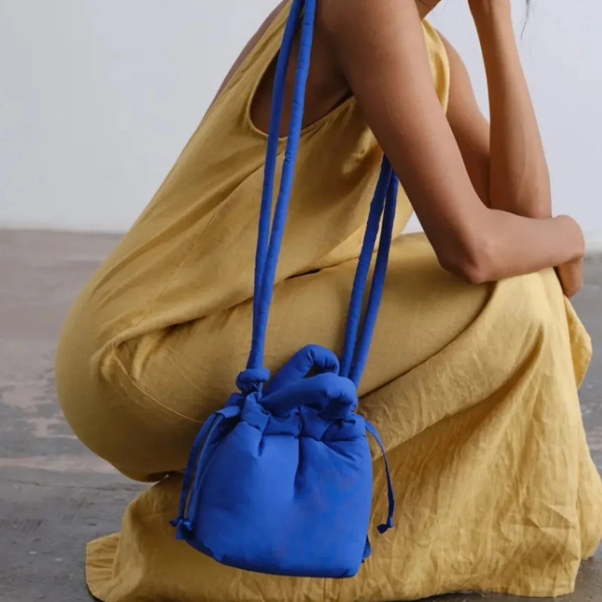 Celvera Tas Dames - Mini Handtas met Geknoopt Handvat en Trekkoord | Casual