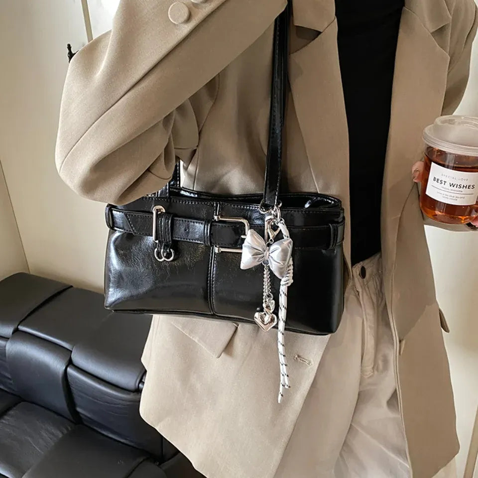 Celvera Tas Dames - Schoudertas met Gesp en Strik Hanger | Stijlvol