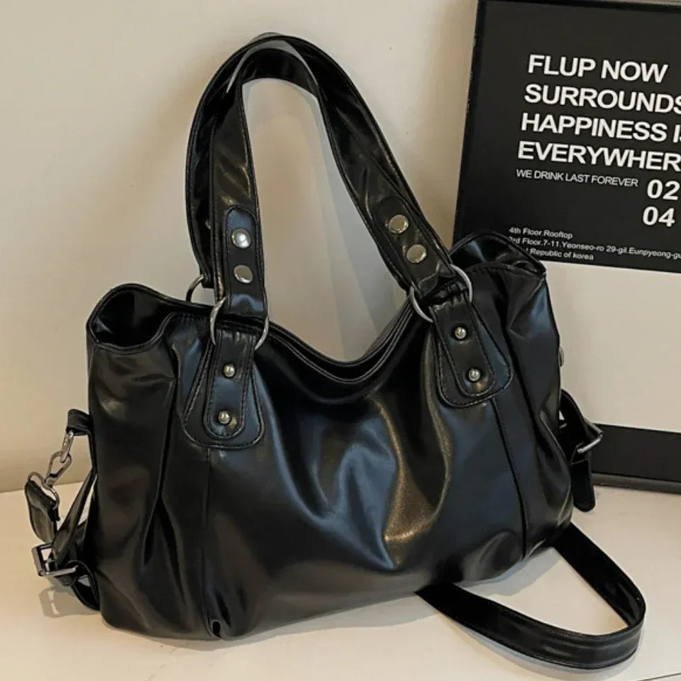 Celvera Tas Dames - Grote Schoudertas met Studs en Brede Band | Casual