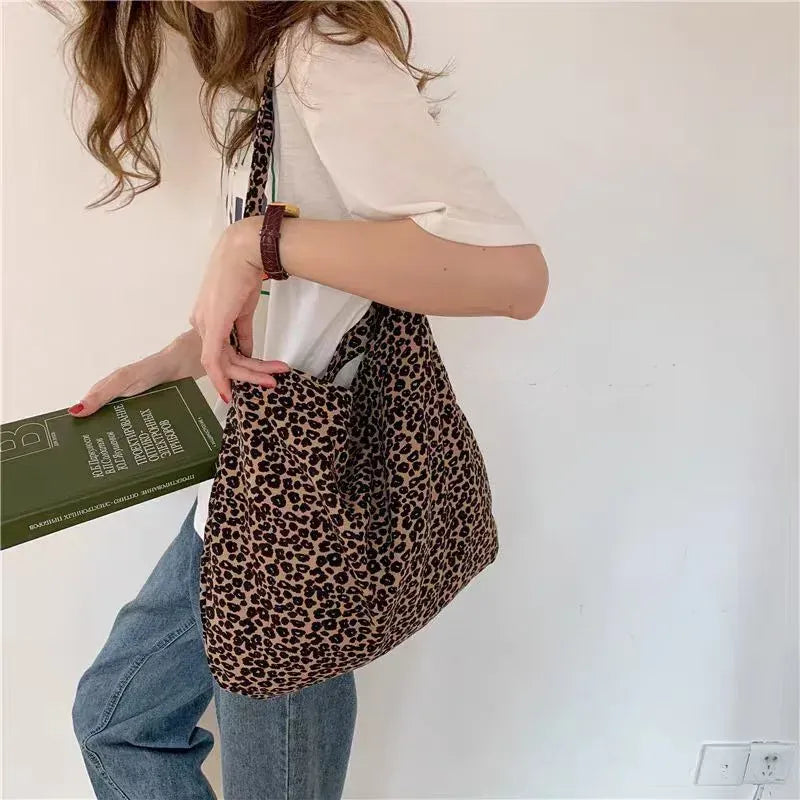 Celvera Tas Dames - Oversized Schoudertas met Luipaardprint | Casual