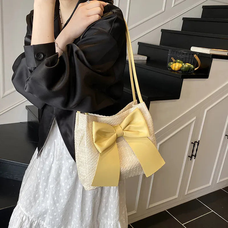 Celvera Tas Dames - Gevlochten Shopper met Oversized Strik | Zomer