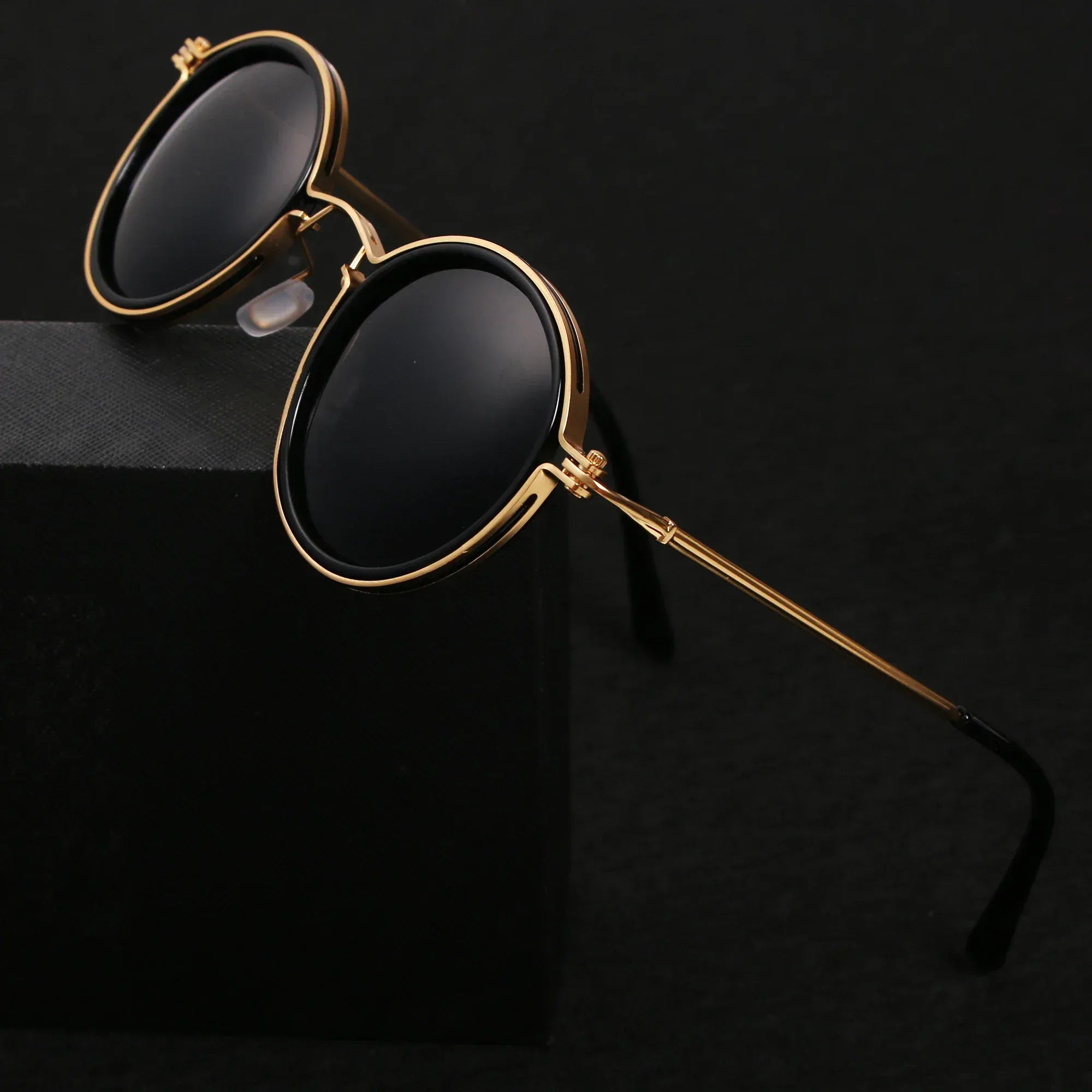Celvera Zonnebril Unisex | Tijdloos Rond Model | UV Bescherming | Premium Afwerking