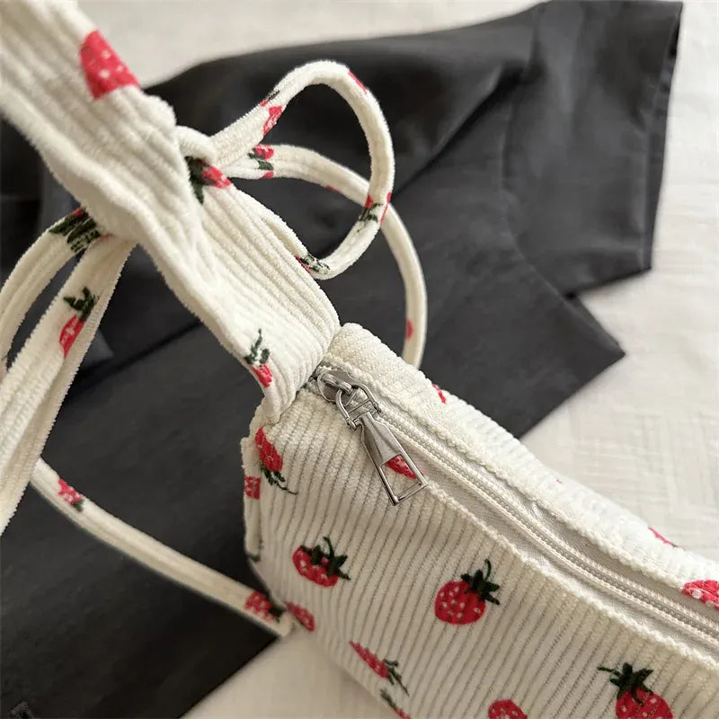 Celvera Tas Dames - Mini Hobo Tas met Aardbeienprint en Strikje | Zomer