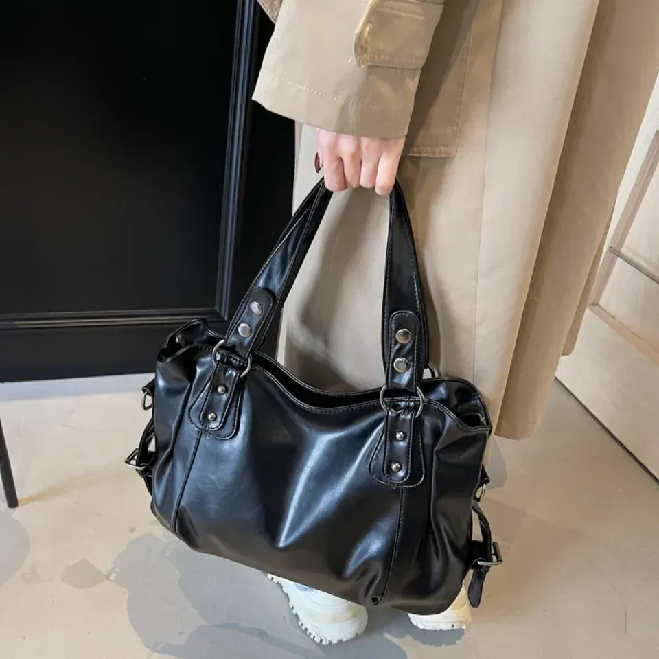 Celvera Tas Dames - Grote Schoudertas met Studs en Brede Band | Casual
