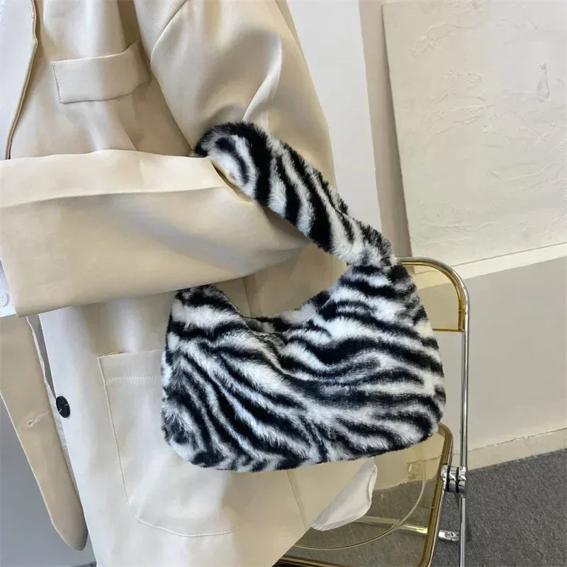 Celvera Tas Dames - Pluche Schoudertas met Luipaardprint | Opvallend