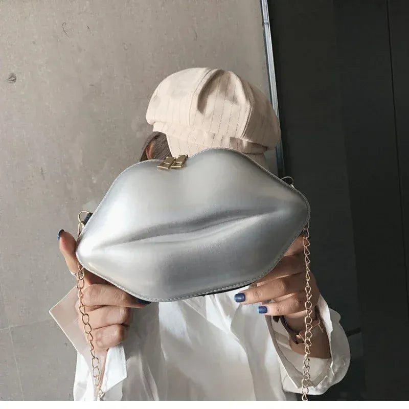 Celvera Tas Dames - Lippen Clutch met Gouden Ketting | Opvallend