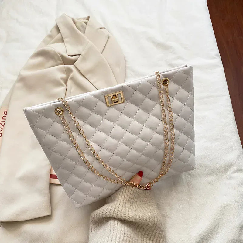 Celvera Shopper Dames - Grote Gewatteerde Tas met Gouden Ketting | Chique
