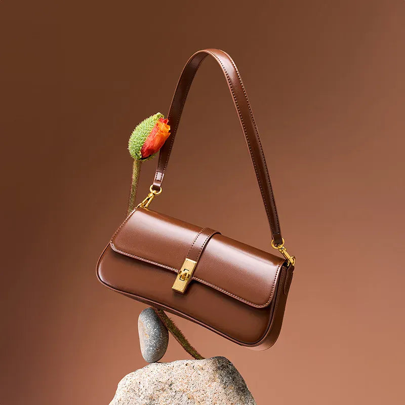 Celvera Crossbody tas met Gouden Details