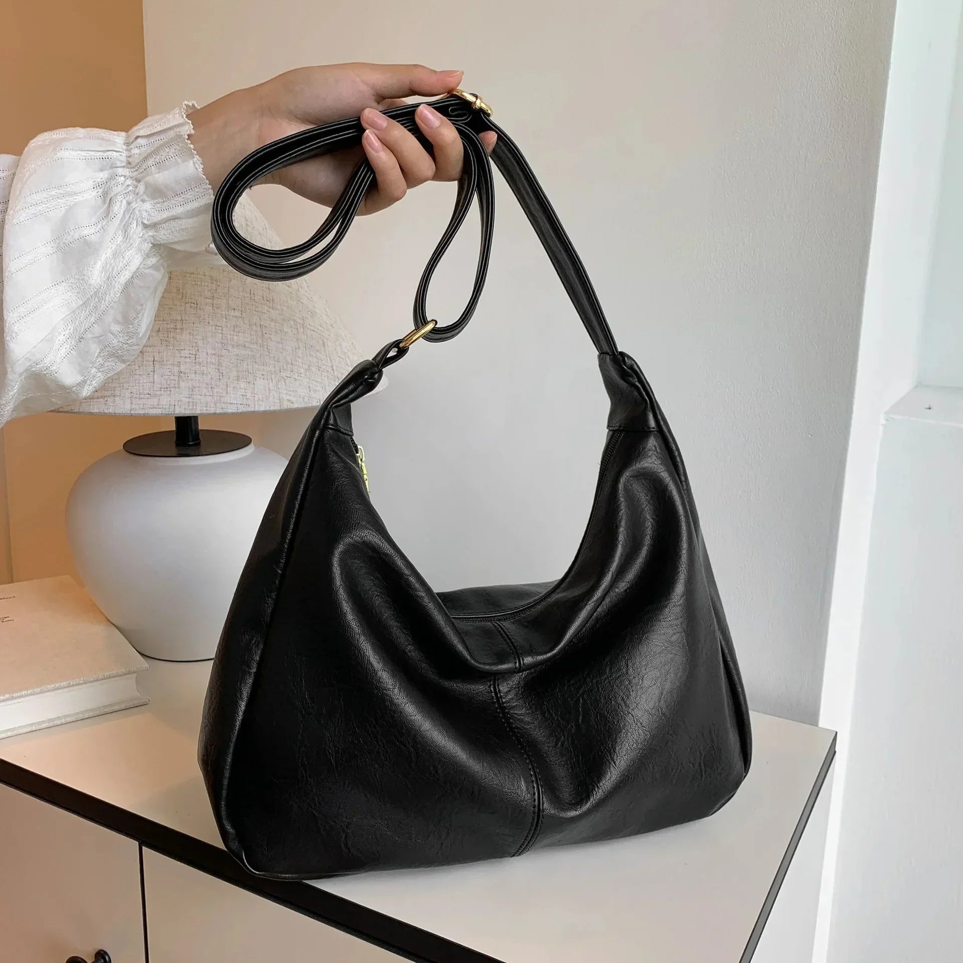 Stijlvolle schoudertas voor dames – soepel, ruim en elegant