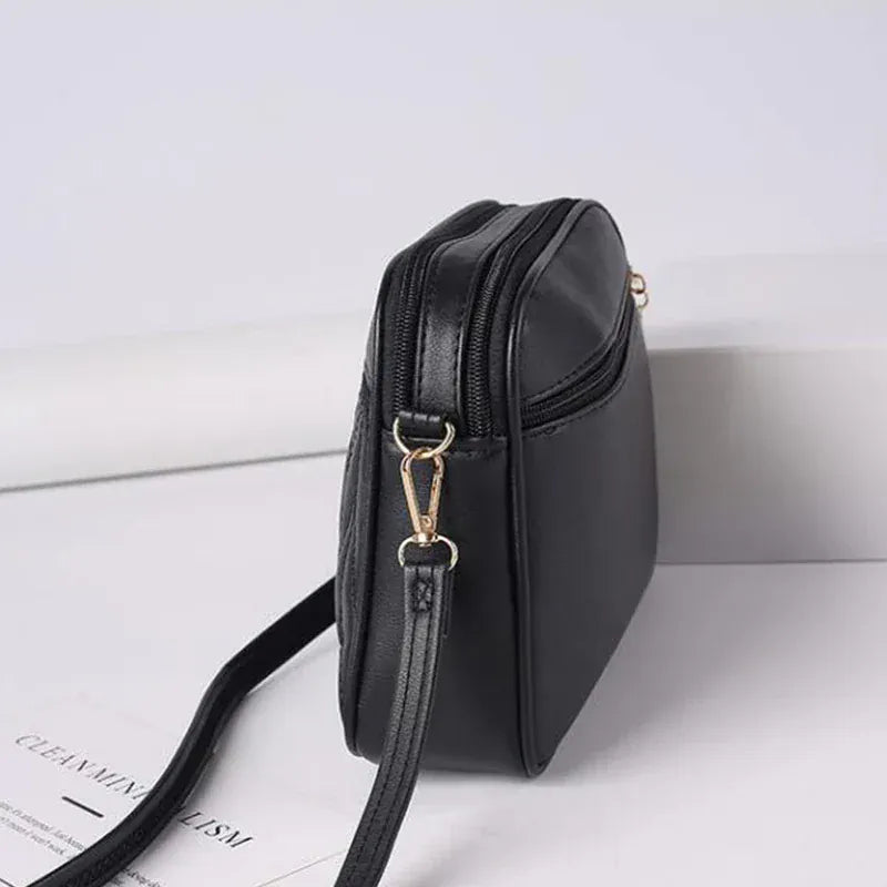 Celvera Tas Dames - Gewatteerde Crossbody met Hart Embleem en Rits | Casual