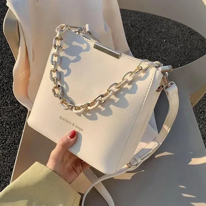 Celvera Tas Dames - Strakke Bucket Bag met Dikke Ketting en Riem | Chique