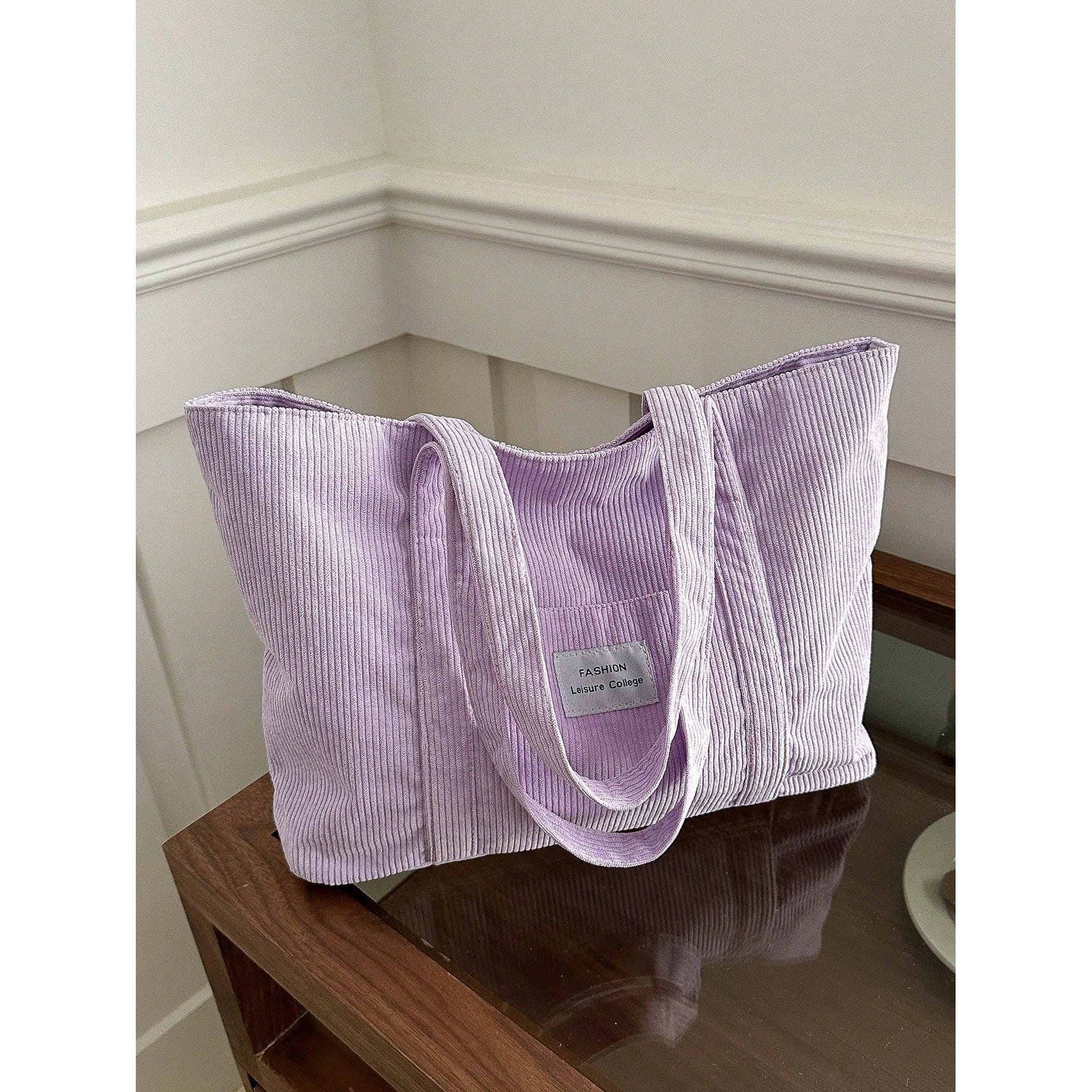 Celvera Tote Bag van Ribfluweel met Ruim Voorvak