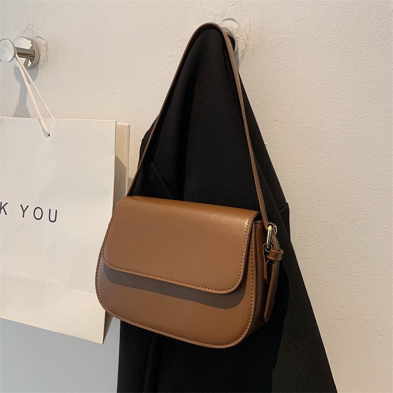 Celvera Tas Dames - Compacte Saddle Bag met Klepje en Schouderband | Klassiek