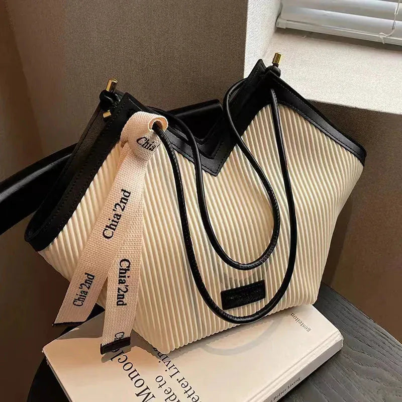 Celvera Stijlvolle damestas met modern design – licht, elegant en praktisch