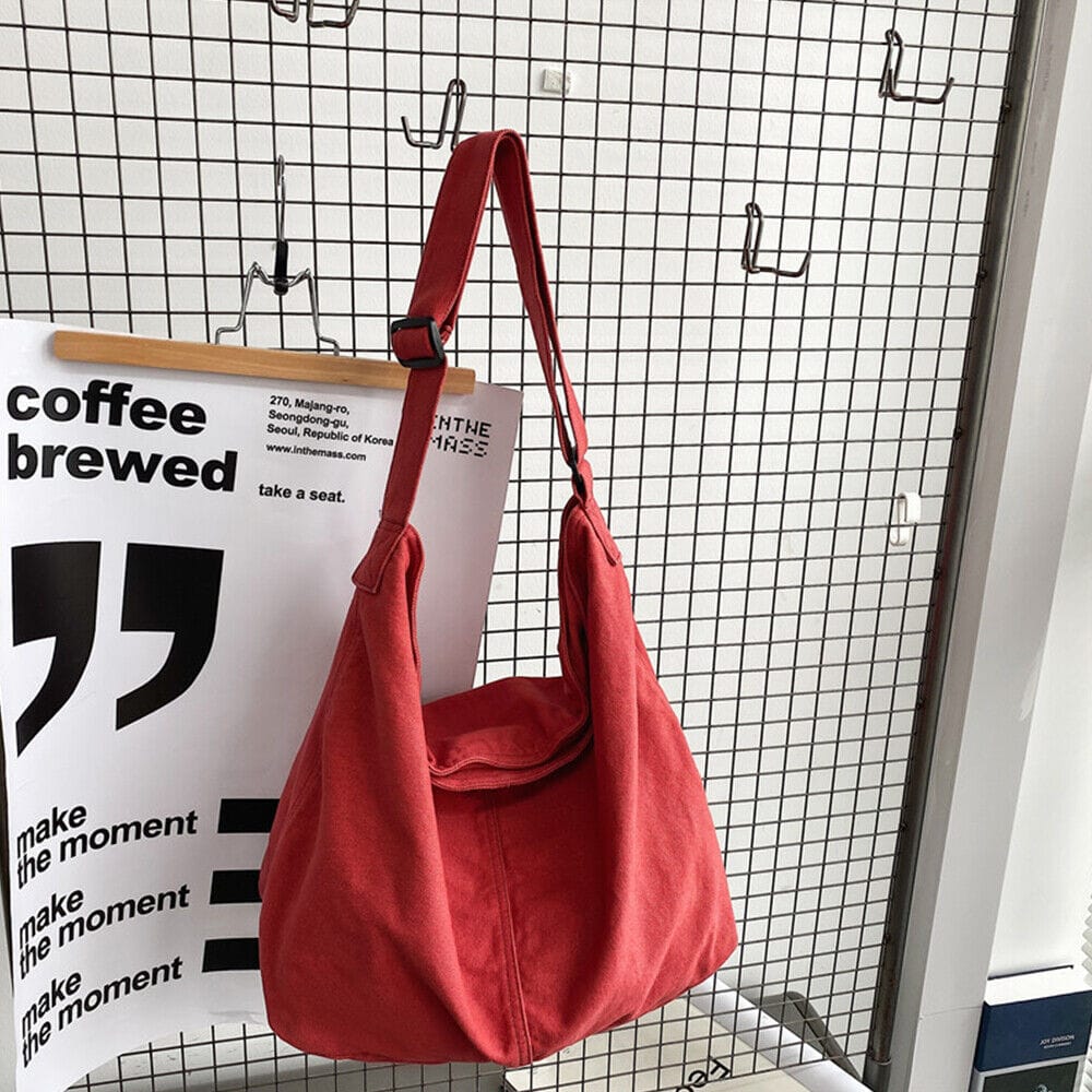 Celvera Oversized canvas schoudertas met ruime pasvorm