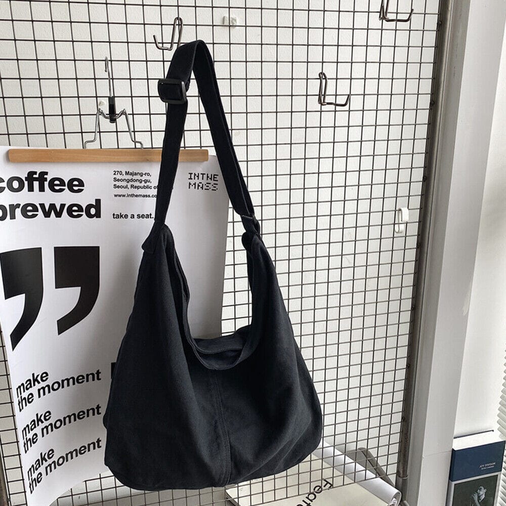 Celvera Oversized canvas schoudertas met ruime pasvorm