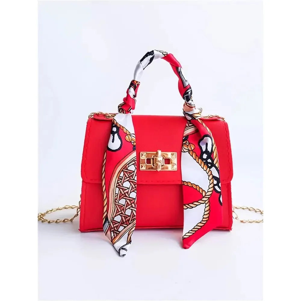 Celvera Tas Dames - Compacte Flap Tas met Sjaal en Gouden Ketting | Chique