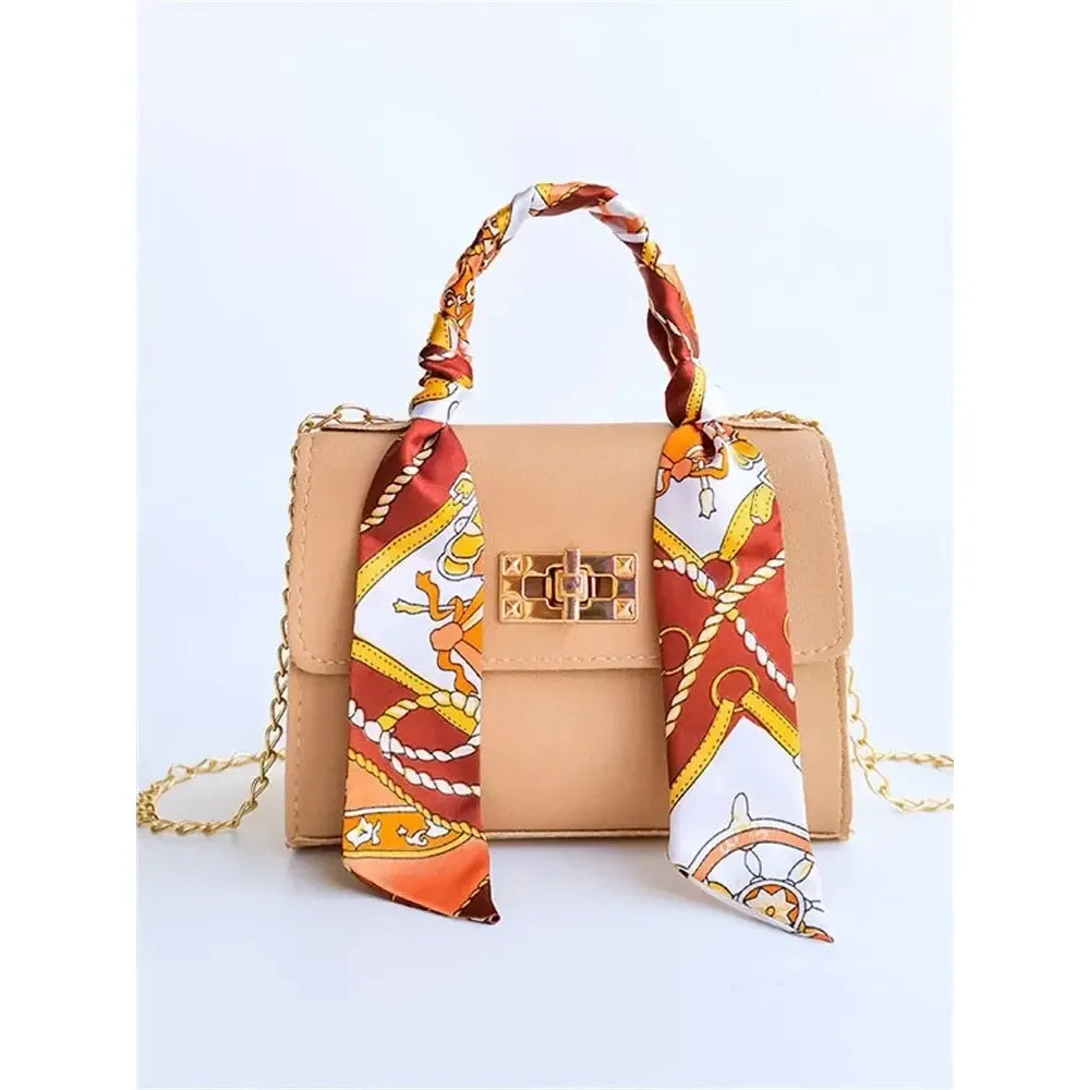 Celvera Tas Dames - Compacte Flap Tas met Sjaal en Gouden Ketting | Chique