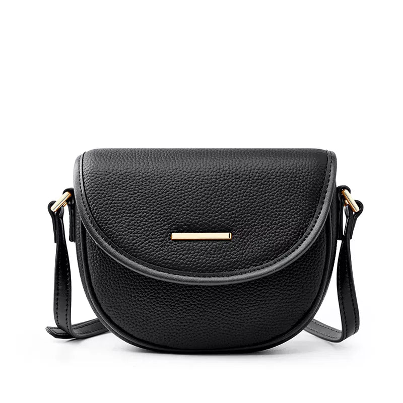 Celvera Tas Dames - Compacte Halfmaan Crossbody met Flap en Gouden Plaatje | Chic