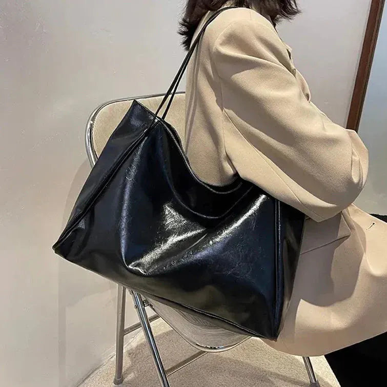 Celvera Luxe Tote Handtas – Ruim, Elegant & Perfect voor Dagelijks Gebruik