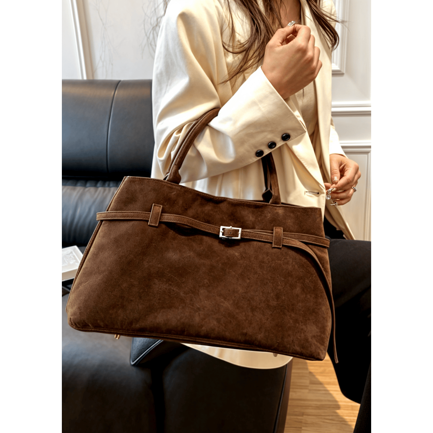 Celvera Tas Dames - Ruime Tote met Dubbele Hengsels en Ceintuurdetail | Elegant