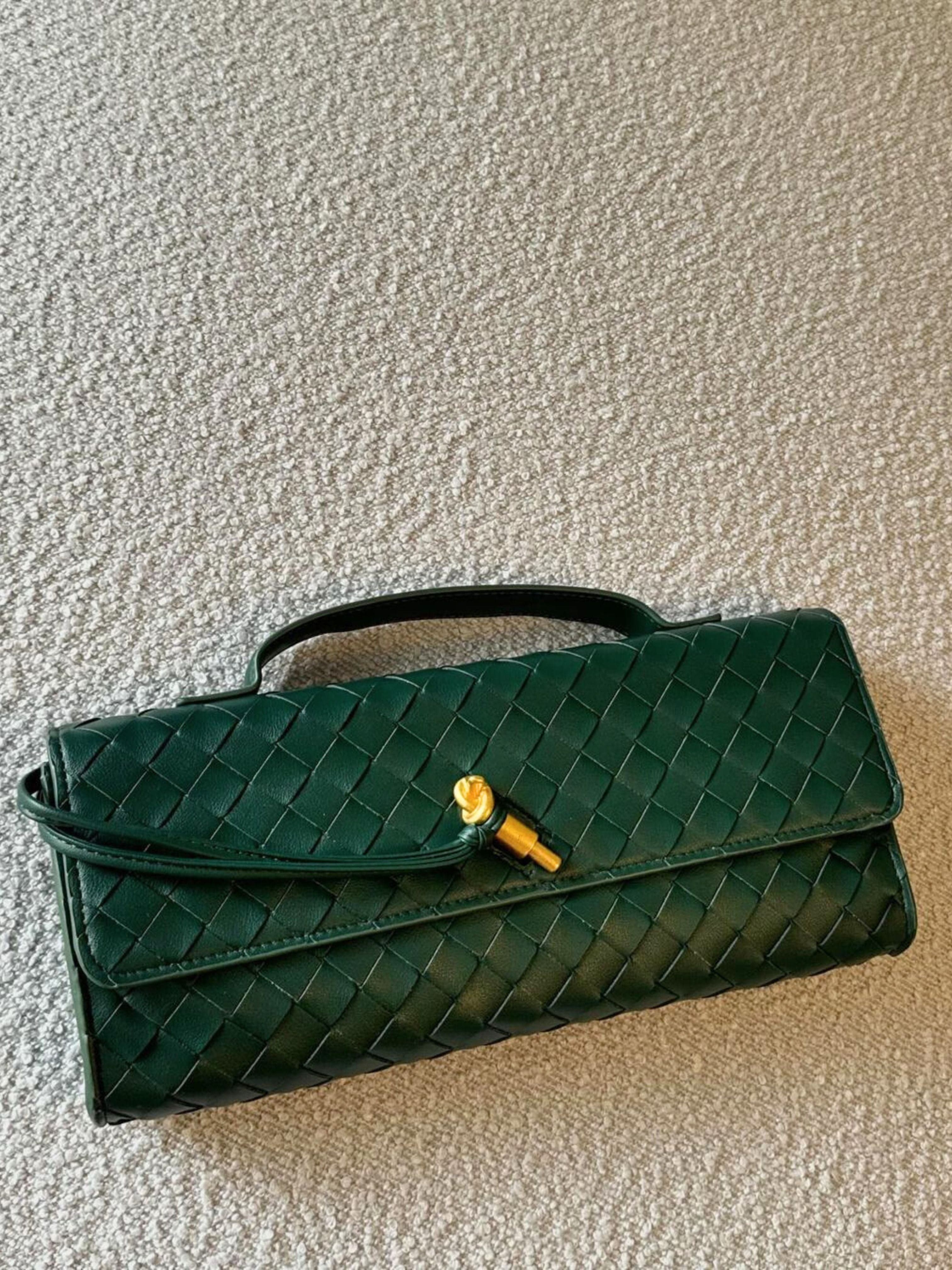 Celvera Tas Dames - Langwerpig Gevlochten Model met Klepslot en Schouderriem