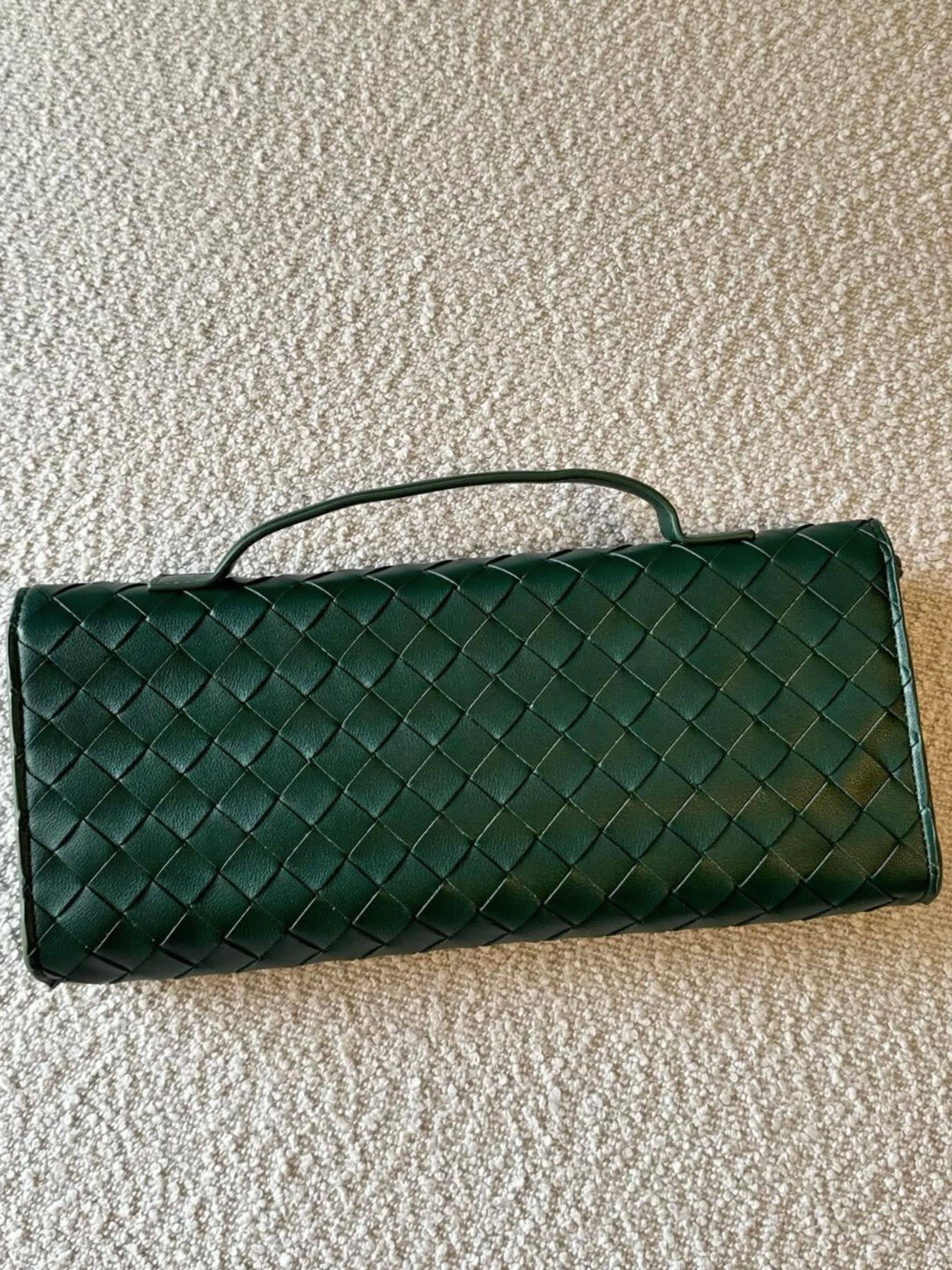 Celvera Tas Dames - Langwerpig Gevlochten Model met Klepslot en Schouderriem