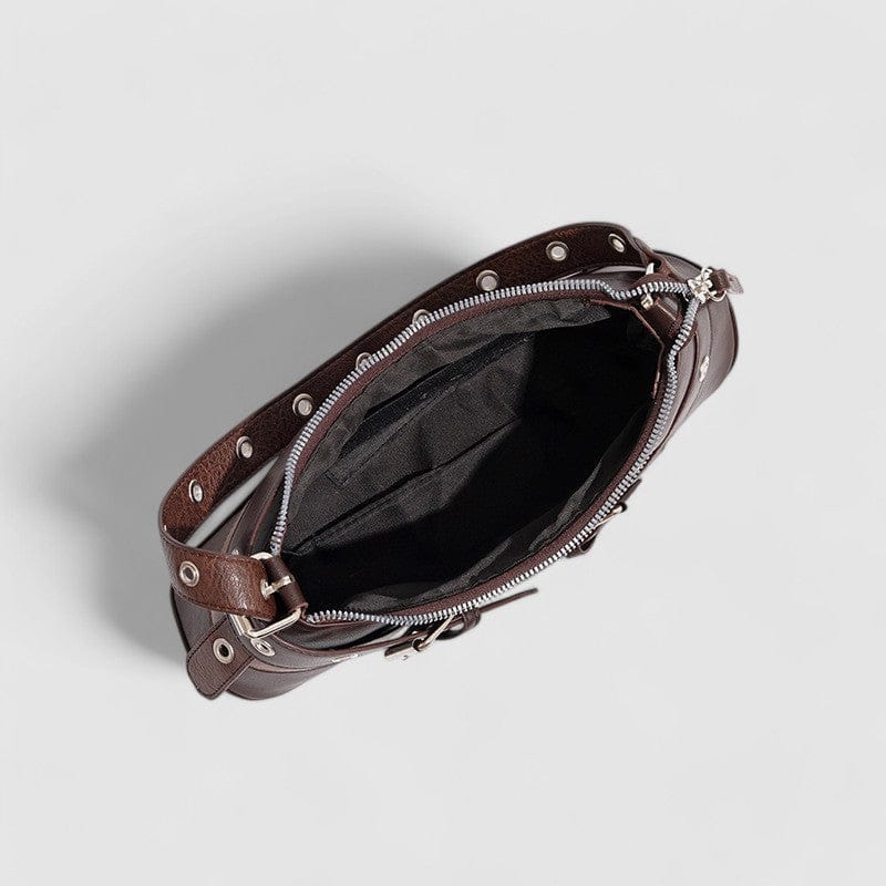 Celvera Edgy schoudertas met gespdetails