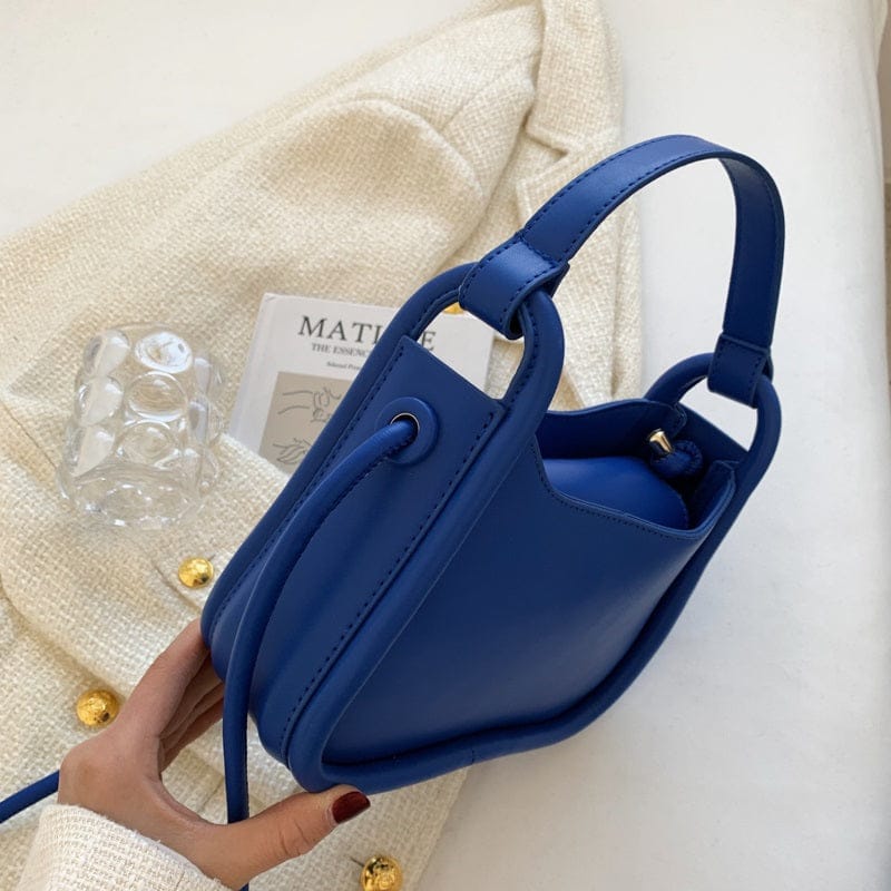 Celvera Tas Dames - Klein Halvemaanvormig Model met Knoopdetail | Casual