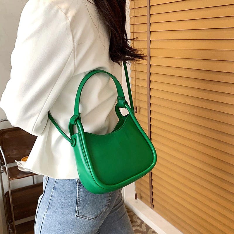 Celvera Tas Dames - Klein Halvemaanvormig Model met Knoopdetail | Casual