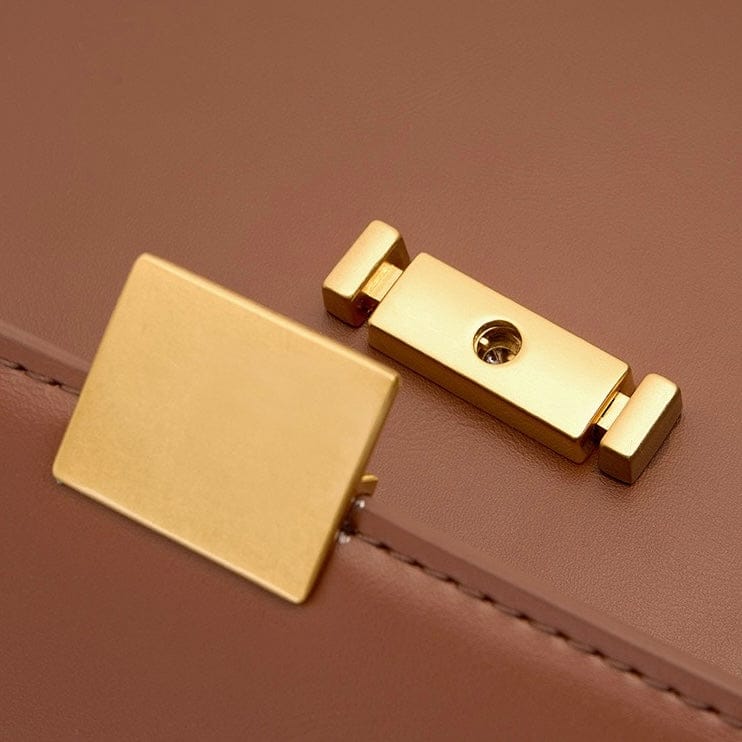 Celvera Elegante Schoudertas met Gouden Sluiting – Luxe Design voor Elke Dag