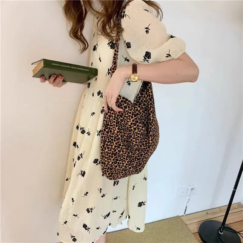 Celvera Tas Dames - Oversized Schoudertas met Luipaardprint | Casual