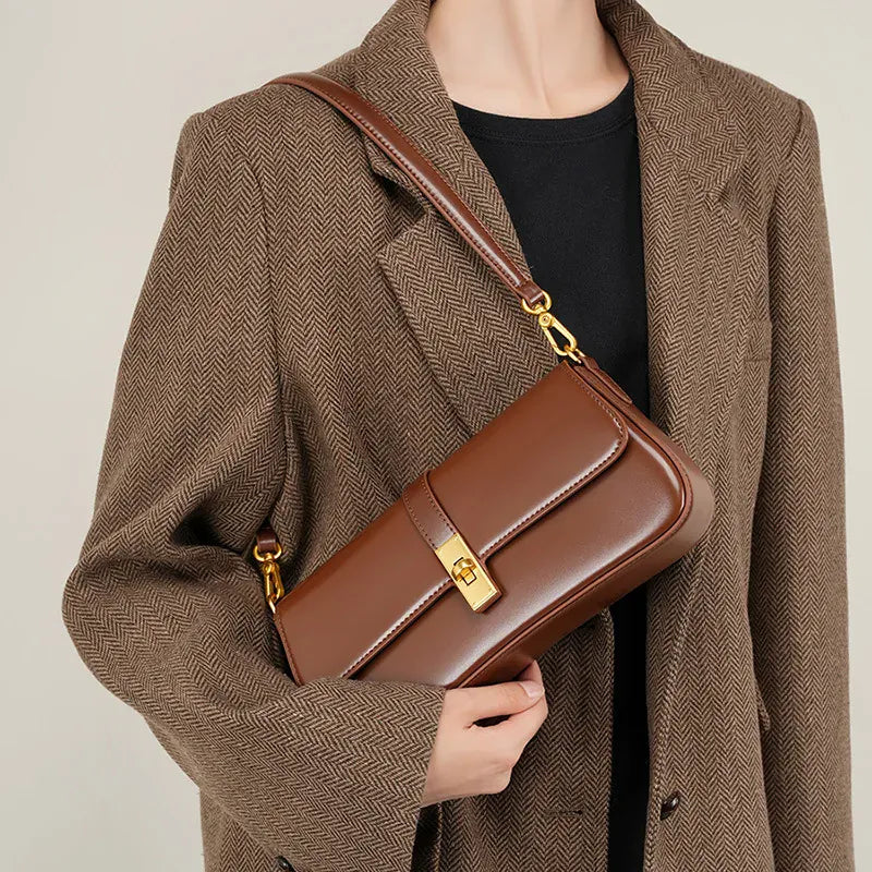 Celvera Crossbody tas met Gouden Details