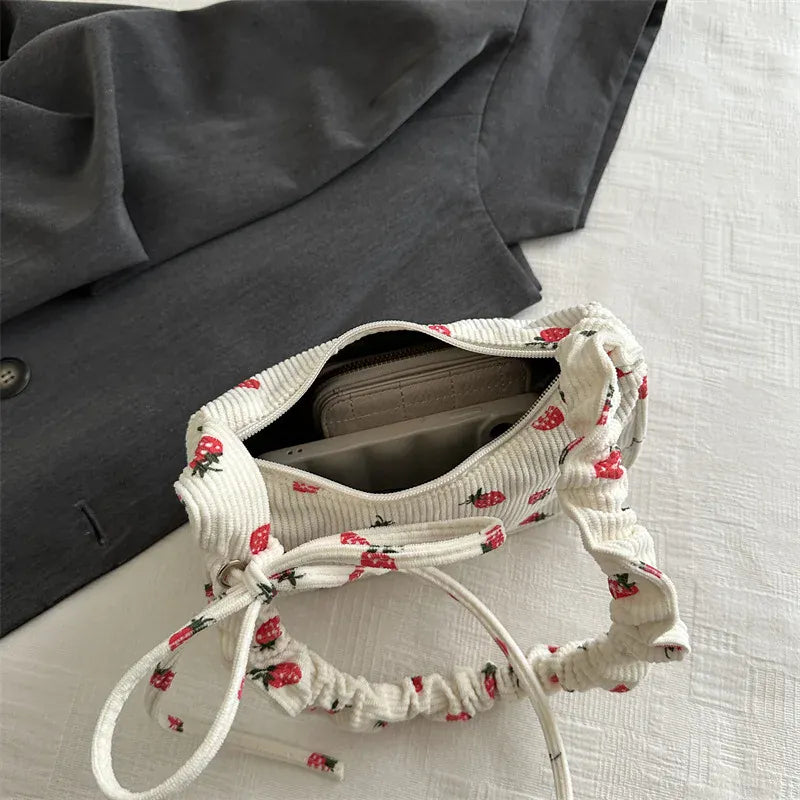 Celvera Tas Dames - Mini Hobo Tas met Aardbeienprint en Strikje | Zomer