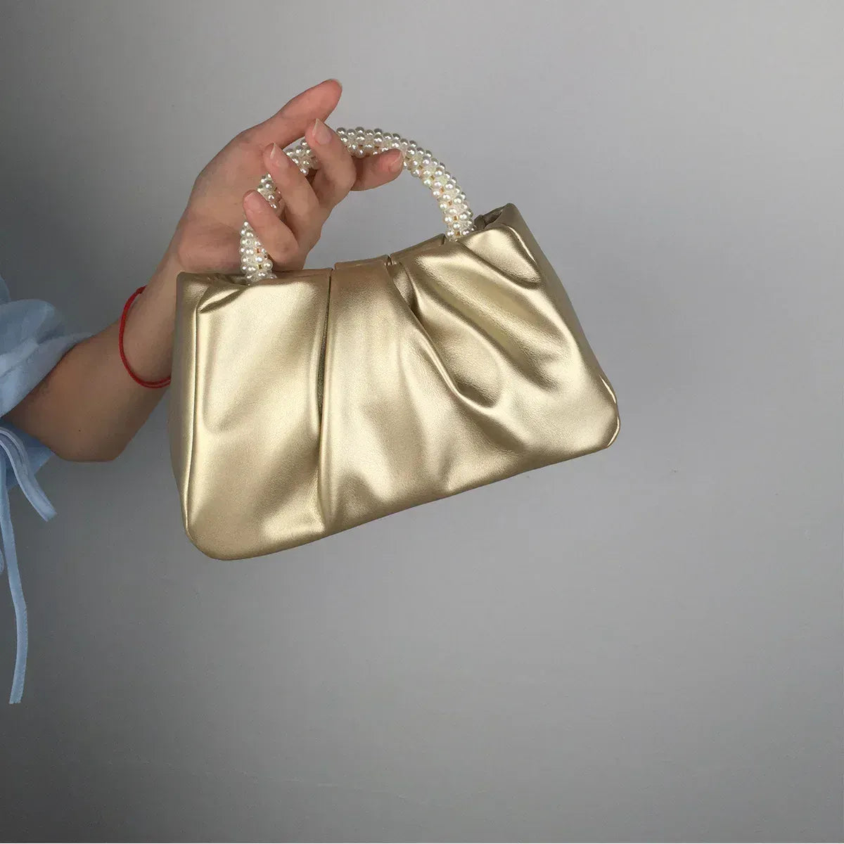Celvera Tas Dames - Geplooide Mini Handtas met Parelhandvat | Elegant