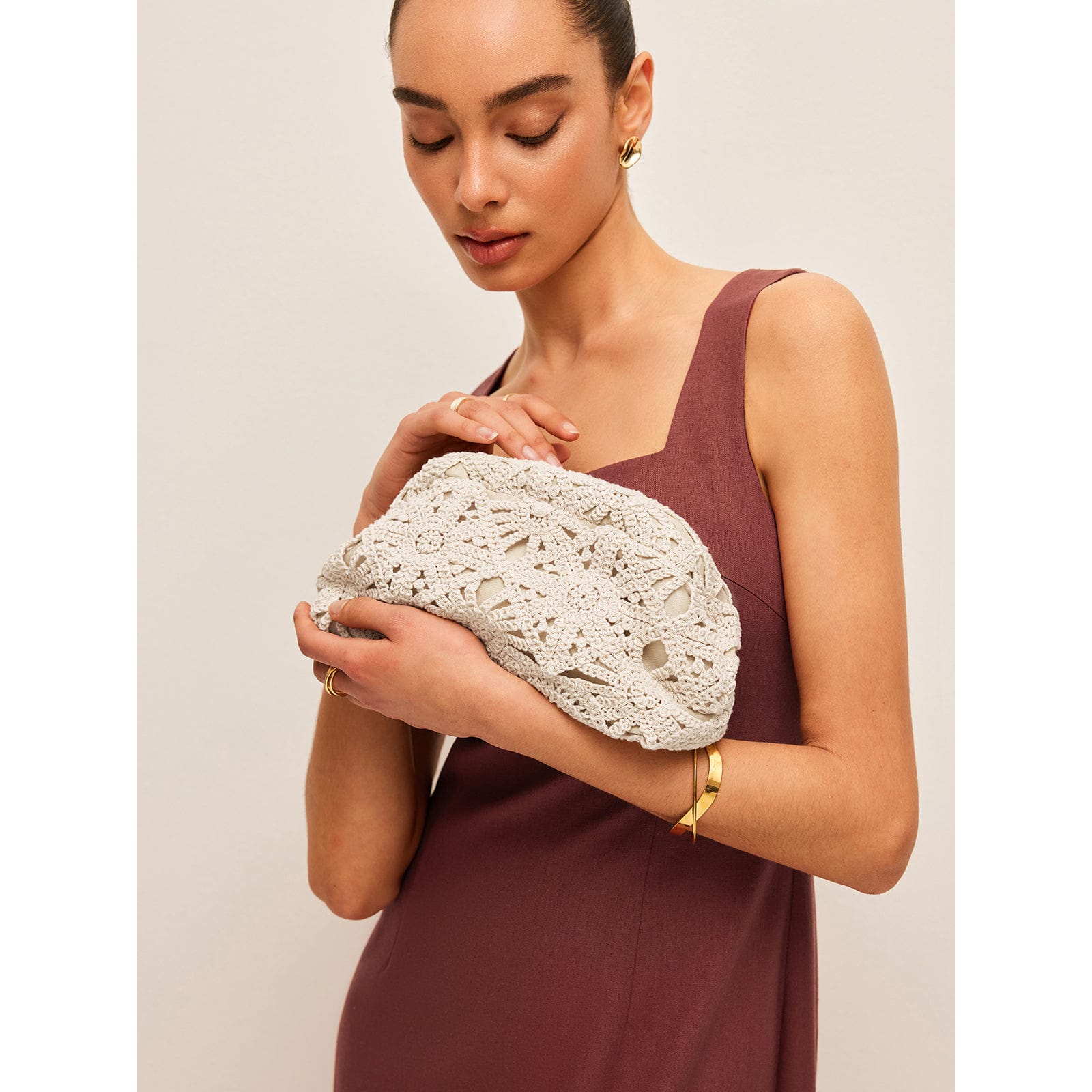 Celvera Clutch Tas met handgeweven crochet bloemenpatroon