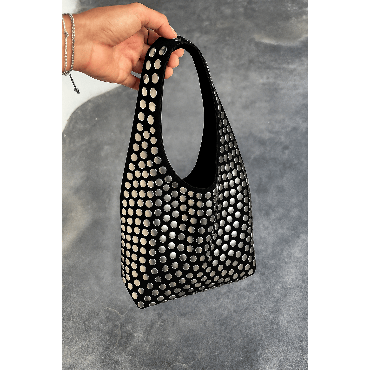 Celvera Schoudertas met Stoere Studs