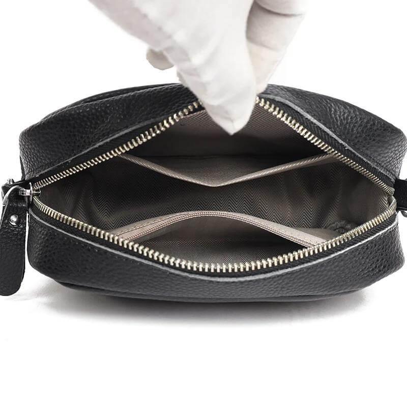Celvera Crossbody tas van soepel leder met strak silhouet