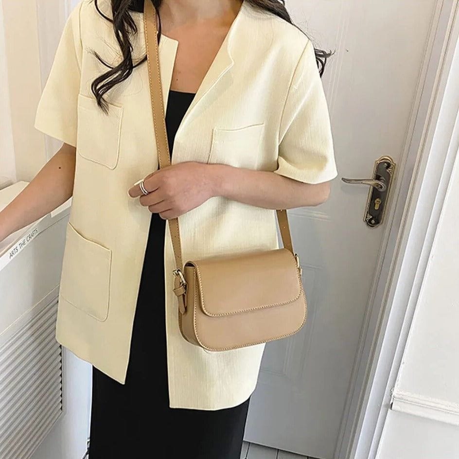 Celvera Tas Dames - Compacte Saddle Bag met Klepje en Schouderband | Klassiek