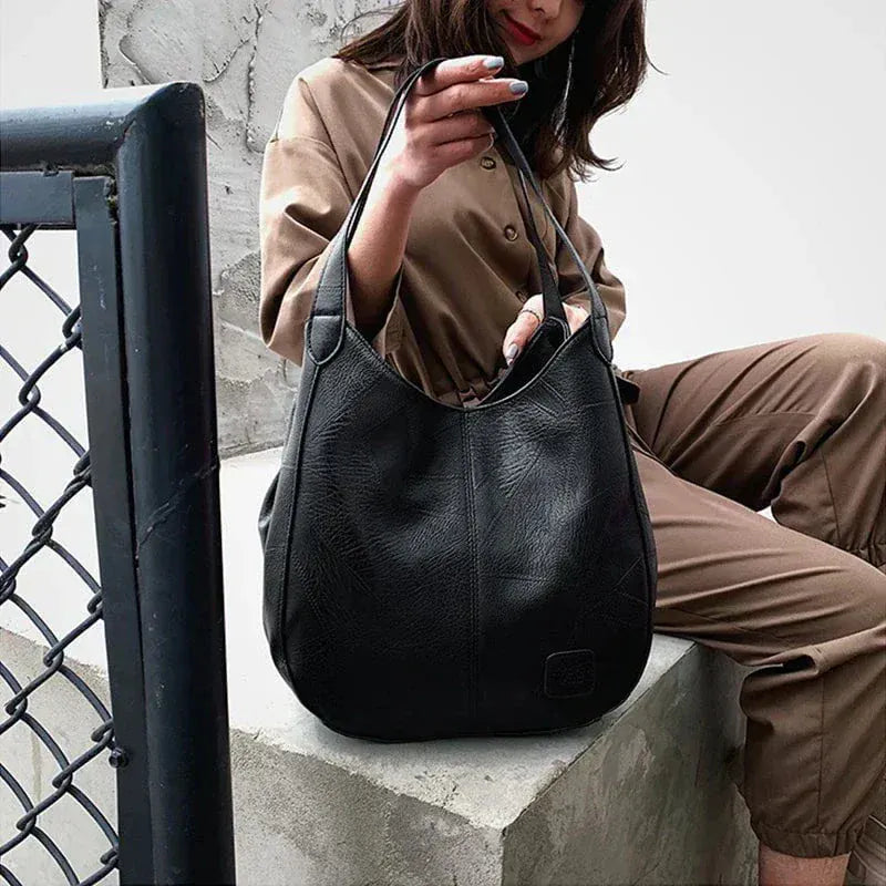 Celvera Tas Dames - Ruime Zachte Hobo met Enkele Schouderriem en Naaddetail | Casual