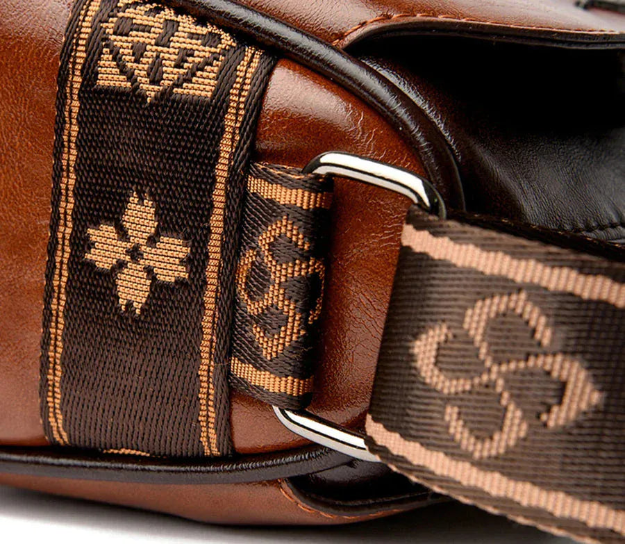 Celvera Elegante Schoudertas met Brede Band – Comfort & Mode in Één