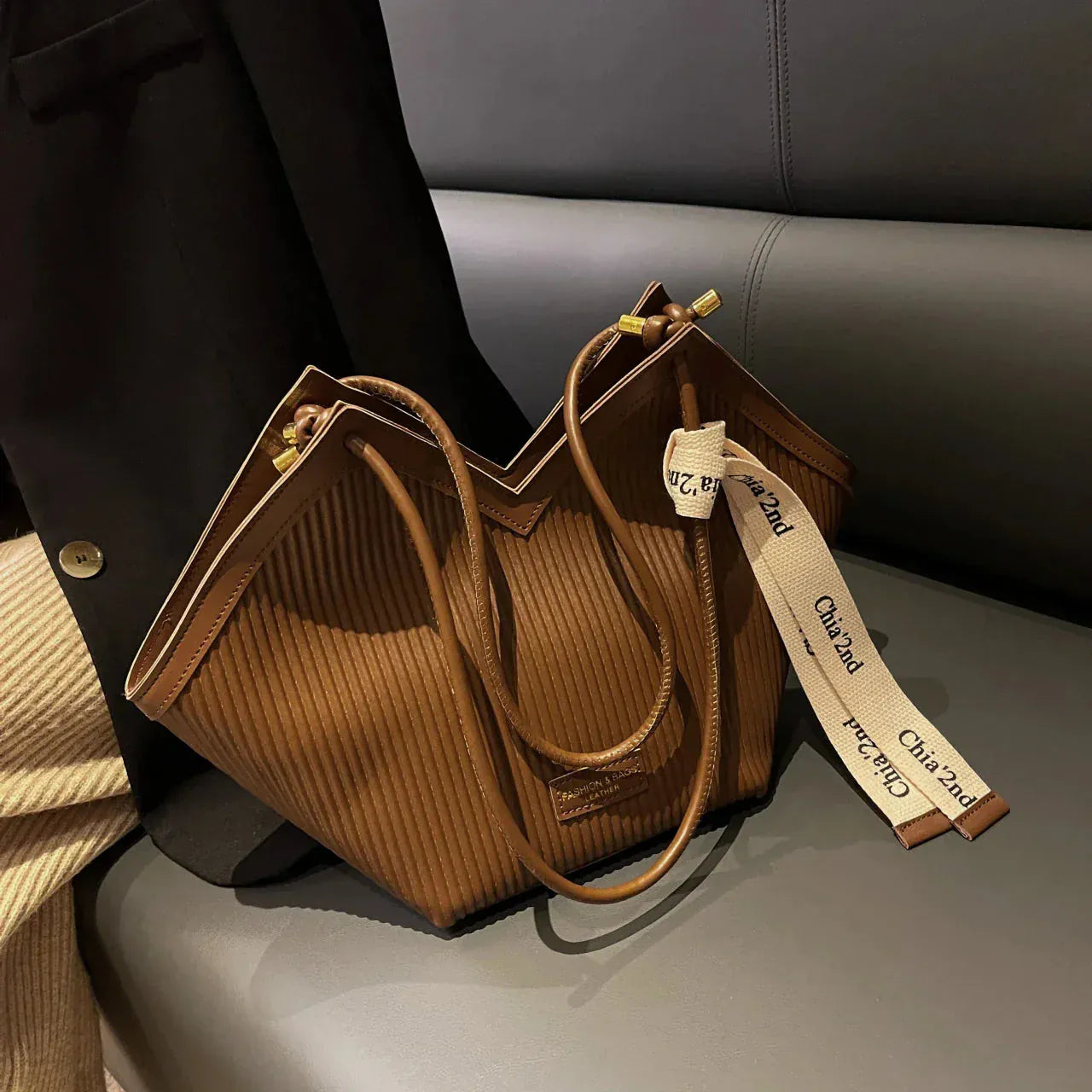 Celvera Stijlvolle damestas met modern design – licht, elegant en praktisch