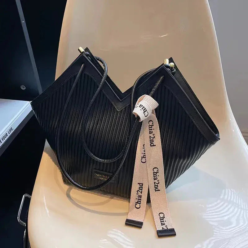 Celvera Stijlvolle damestas met modern design – licht, elegant en praktisch