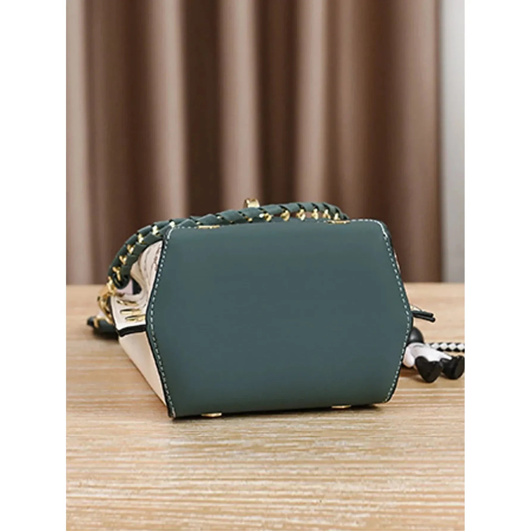 Celvera Tas Dames - Flap Tas met Logo Band en Pop Bedeltje | Chique