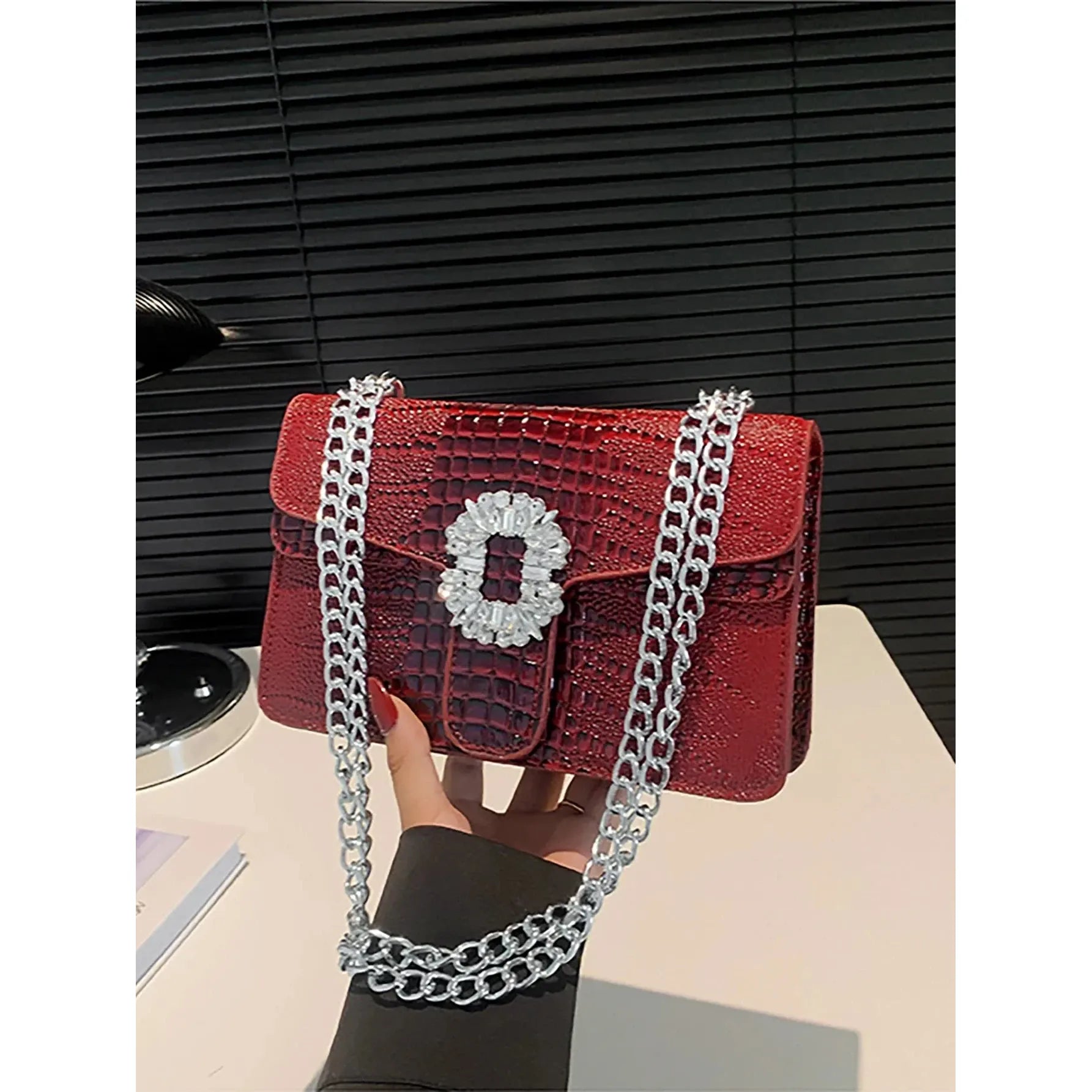 Celvera Tas Dames - Crossbody met Ketting en Strass Gesp | Feestelijk