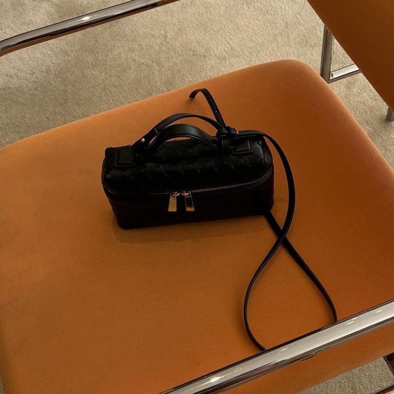 Celvera Luxe Gevlochten Handtas – Compacte Dames Tas voor Avond en Dag