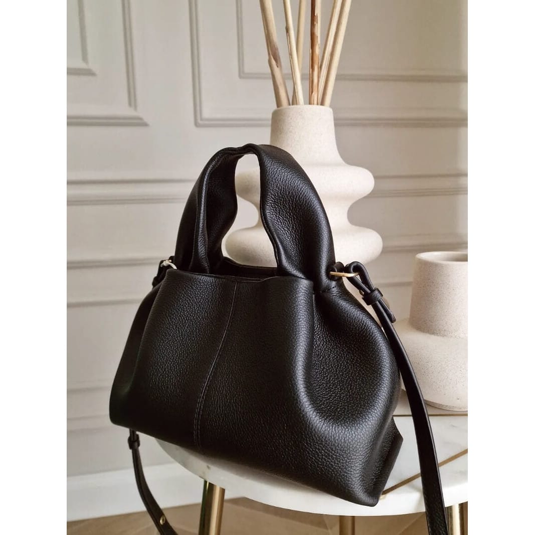 Celvera Tas Dames - Architecturale Tote met Dubbele Hengsels en Soepele Bodem | Elegant